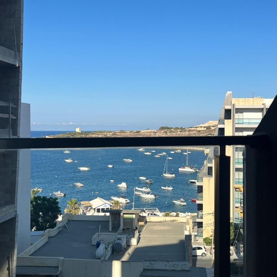 Brand New Apartment 2 Mins From Seafront セント・ポールズ・ベイ エクステリア 写真